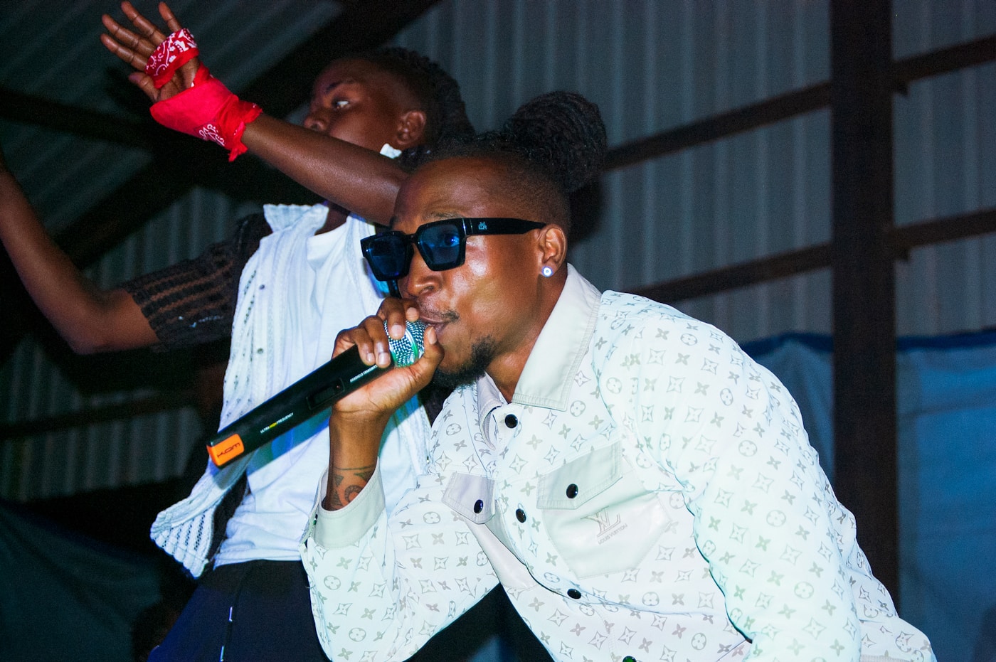 Live music on Vybes