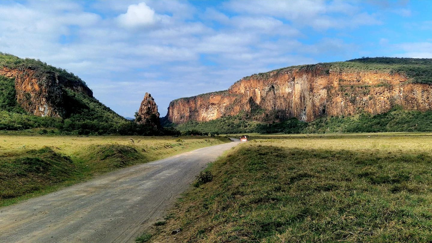 Olkaria Geothermal Spa & Hell’s Gate National Park 7